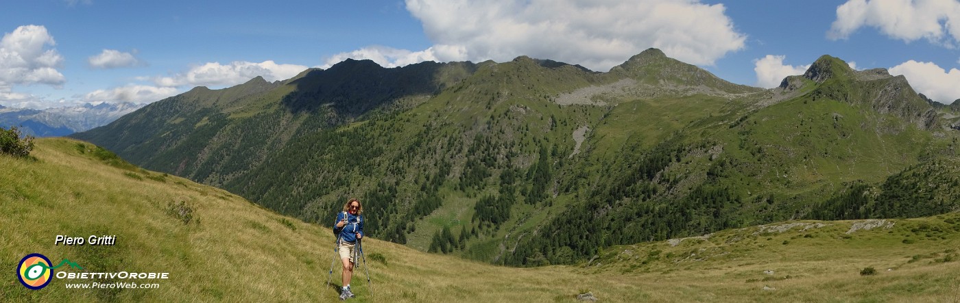 53 Risalendo dalla Val Grande verso il Passo di Tartano.jpg